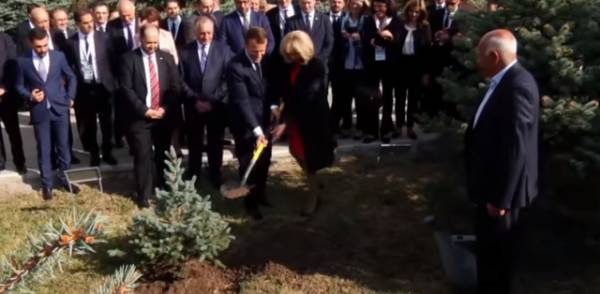 Макрон. «Франция с 1915 года называет геноцид тем, чем он является»