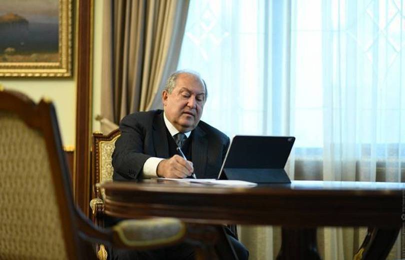 Президент Армении подписал пакет поправок в закон о Конституционном суде