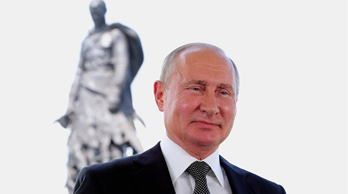 Путин никуда не уйдет: Россия проголосовала за обнуление сроков Путина