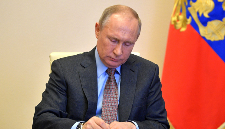 Путин: в России зарегистрировали первую в мире вакцину от коронавируса