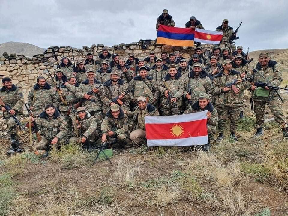 Отряд добровольцев-езидов отправляется на передовую в Карабах – видео
